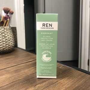 Ren Evercalm™ Global Protection Day Cream